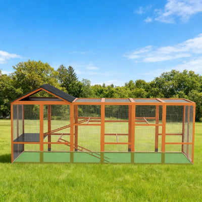 Wooden Chicken Coop for 6 - 10 Chickens