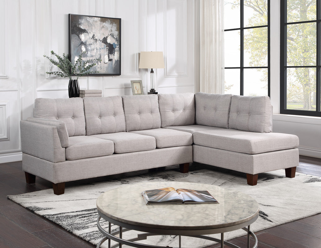 Dalia 97' Light Gray Linen Modern Sectional Sofa with Right Facing Chaise