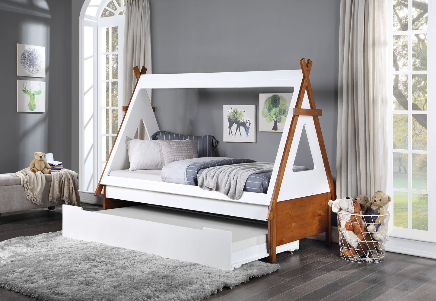 Loreen Oak& White Finish Twin Bed with Trundle