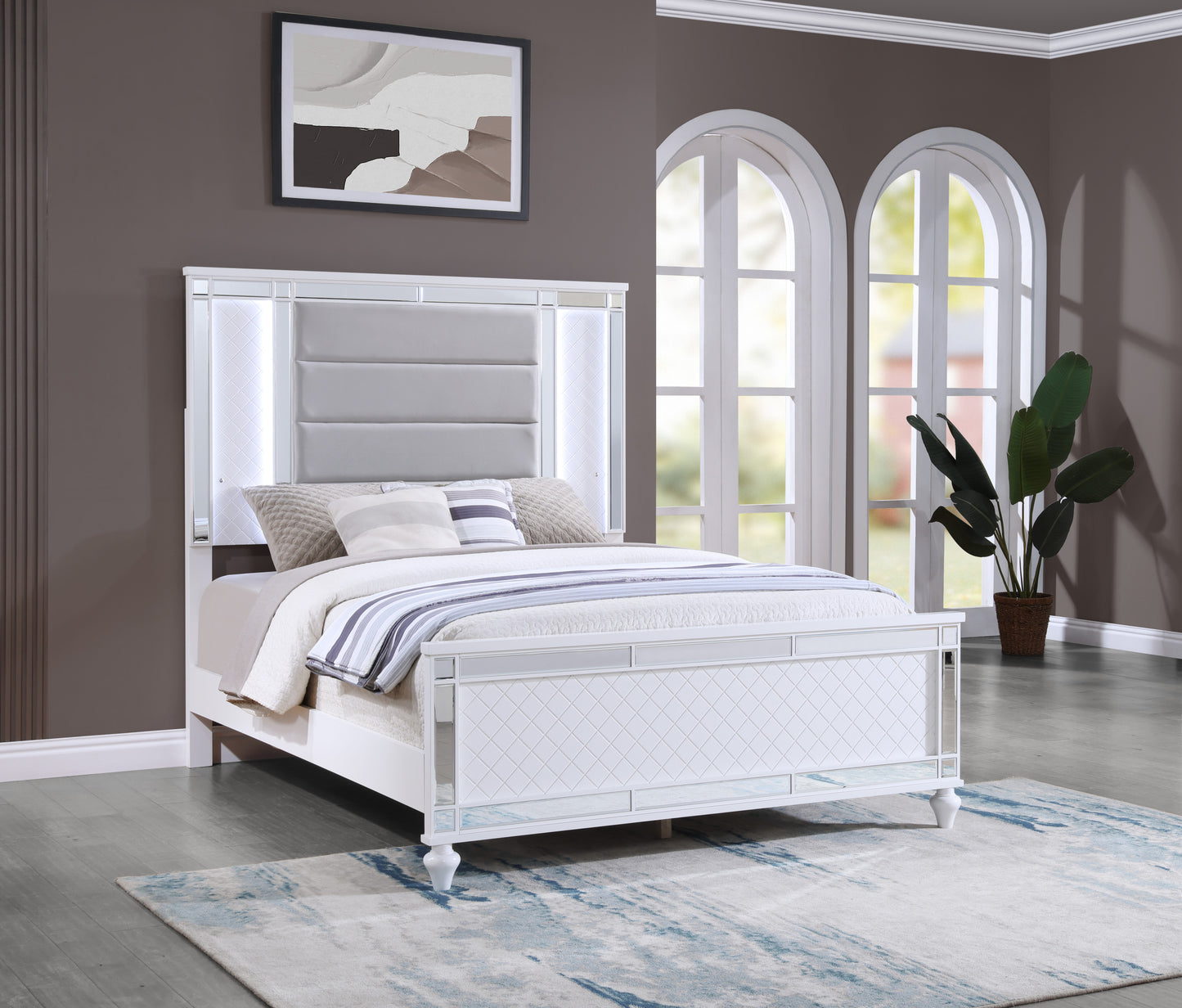 Livorno G02790A-QB Queen Bed , Silver Champagne